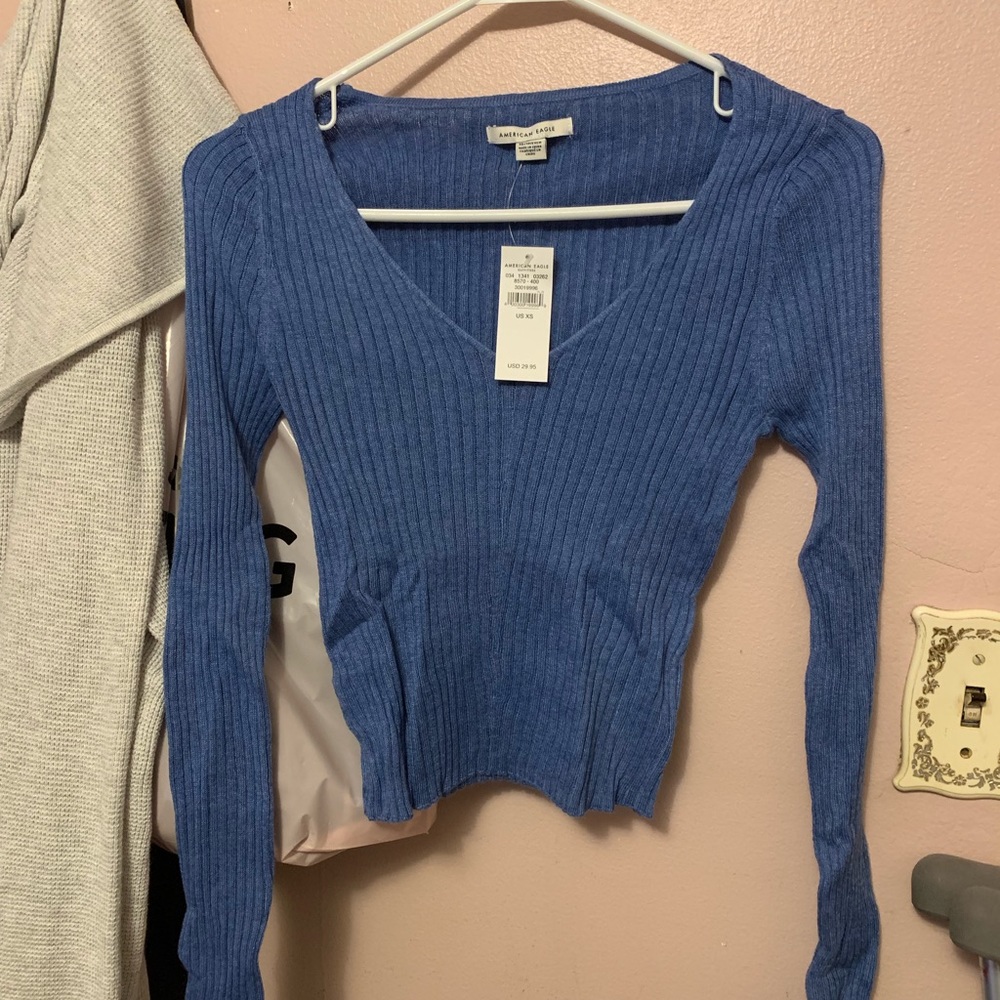American Eagle CROPPED V-NECK PULLOVER SWEATER - Picture 3 of 7